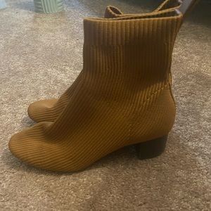 Everlane Glove Boot